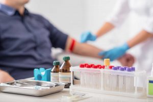 plastic bottles and vials for medical/IVD tests