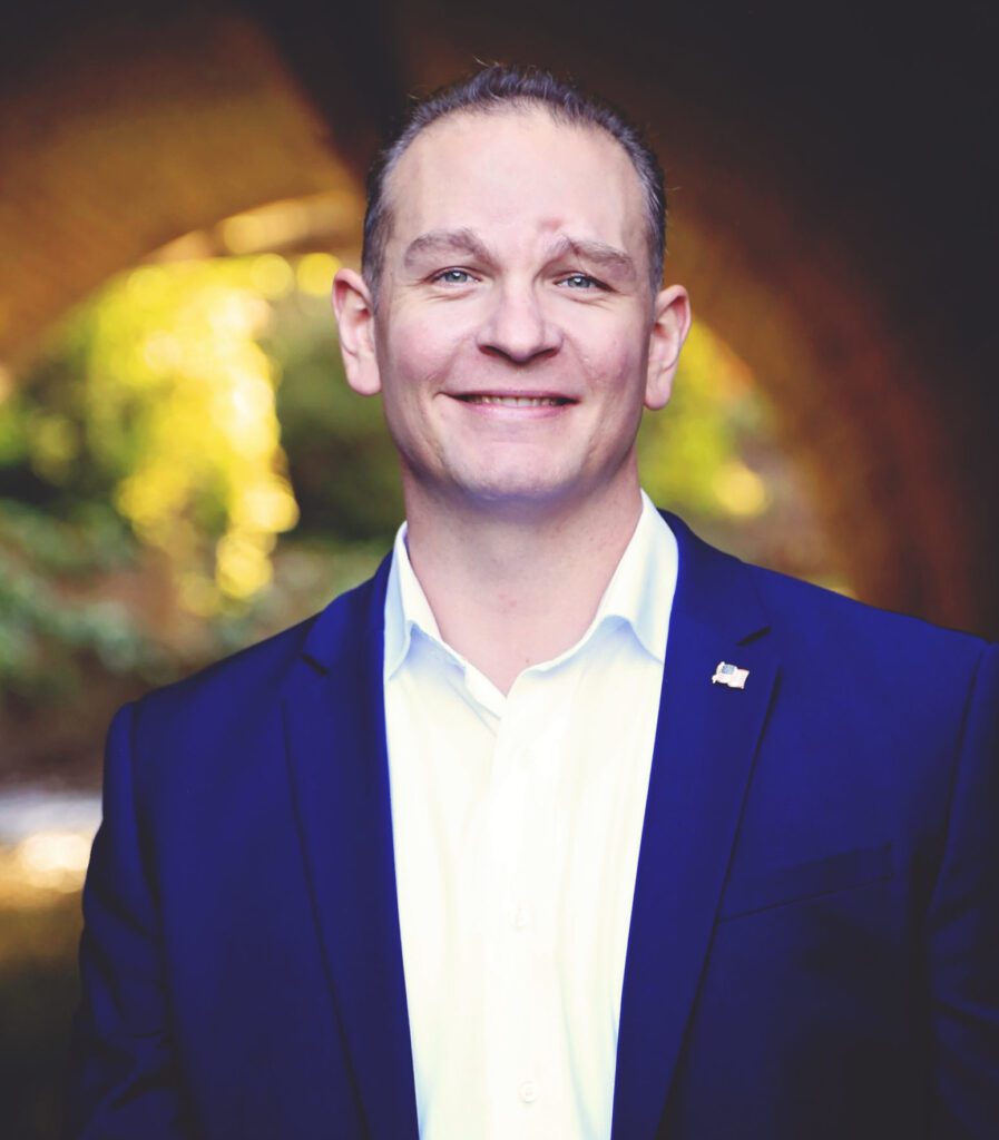 Currier Operations Gains New Plant Manager Currier Plastics